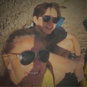 Meet your Posher, Maria